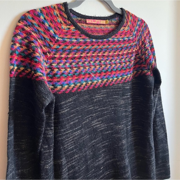 Kuna Baby Alpaca Knit Sweater made in Peru - SMALL - Very Soft! - Picture 2 of 11